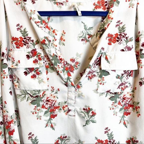 Live 4 Truth - Womens White Floral Blouse‎ V- Neck Plus Size - Sz. 2X - Picture 3 of 7